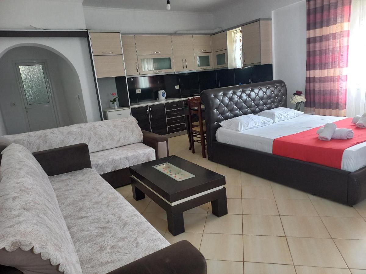Emiljano Seaview Apartment คซามิล ภายนอก รูปภาพ