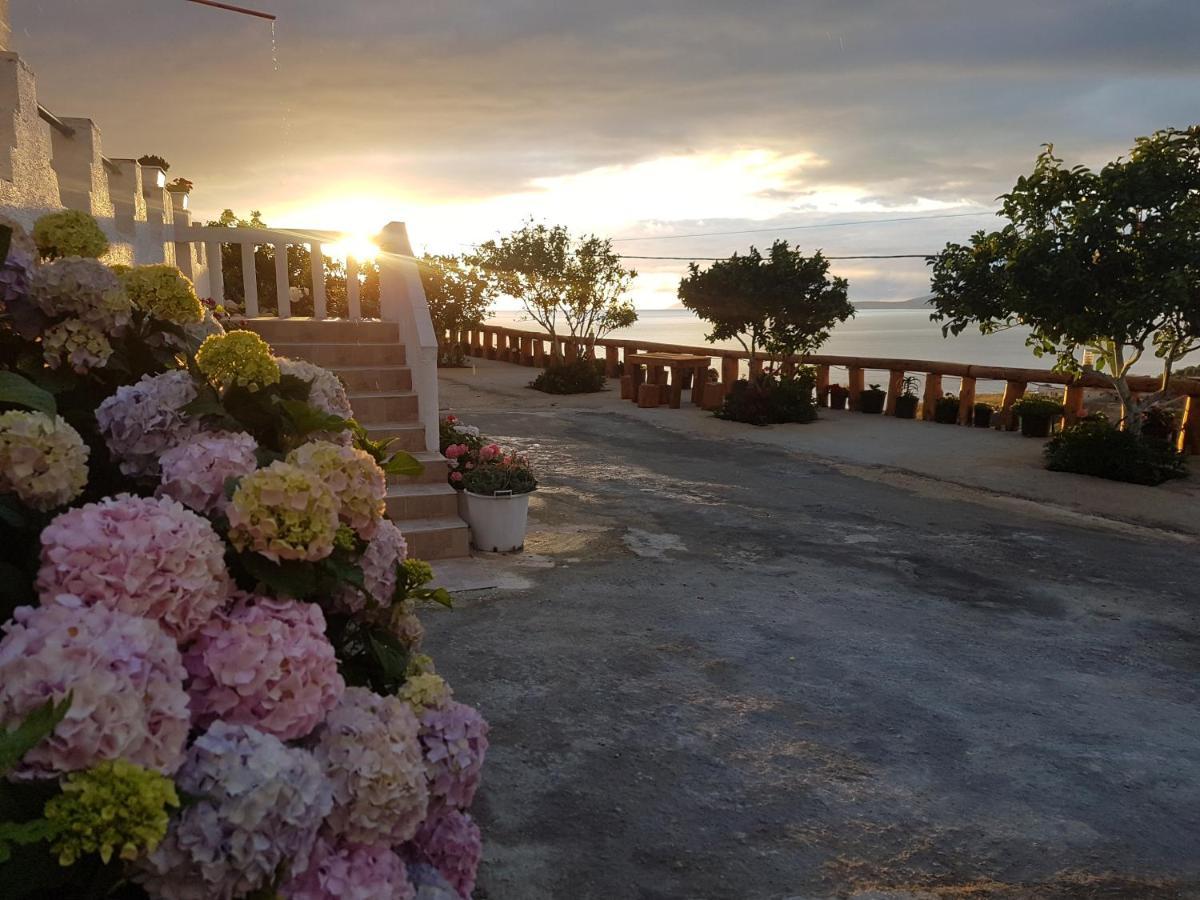 Emiljano Seaview Apartment คซามิล ภายนอก รูปภาพ